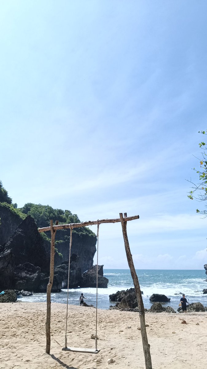 ardy_icecube's tweet photo. Pantai wohkudu #DJI https://t.co/qhr3dmlupn