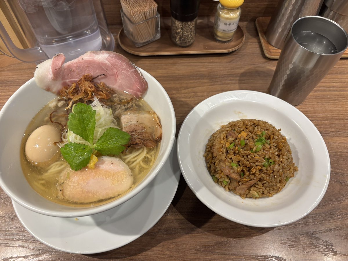 hirosupernova's tweet image. #インテリスタラーメン部
年内ラストゲームを乗り切れたのは気分良い。