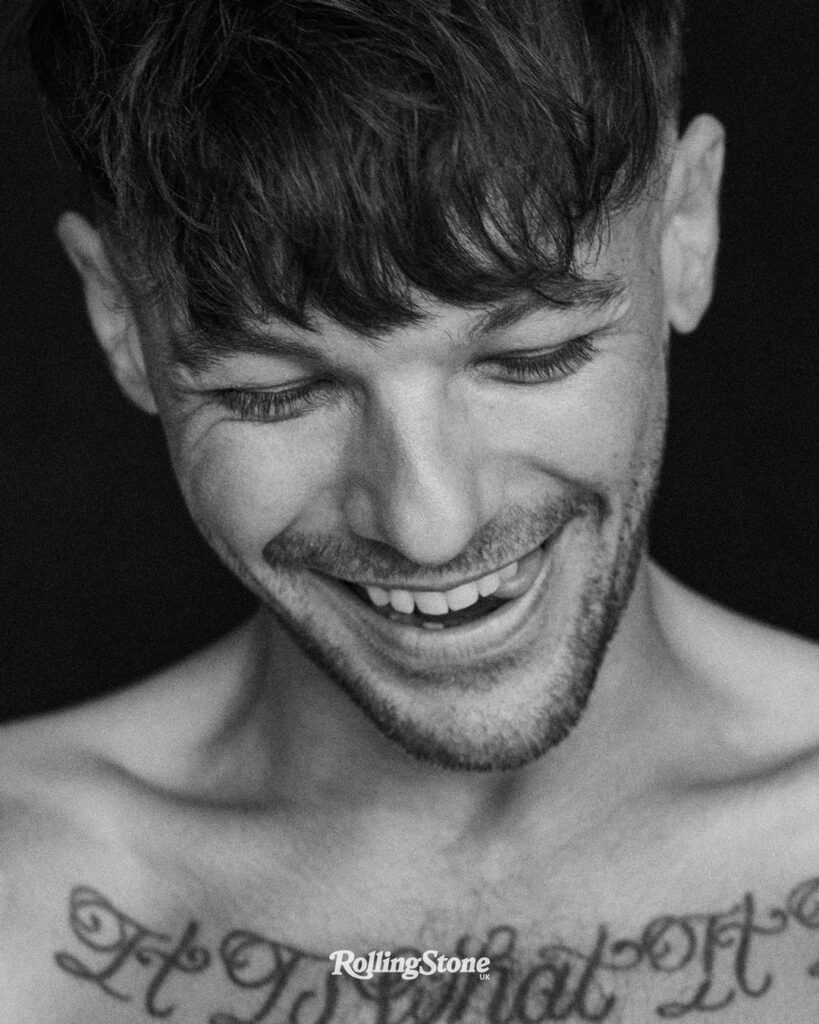 spinorbinmusic's tweet photo. Louis Tomlinson looking absolutely amazing for Rolling Stone UK ✨🔥📸

Effortless cool and star power 🖤😮‍💨 #LouisTomlinson #RollingStoneUK https://t.co/lNuiIIvBID