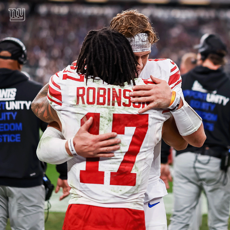 Giants's tweet photo. Team win ❕