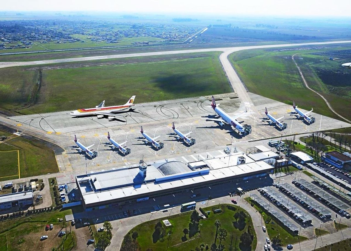 🚨🛬 #AHORA | Se inauguró el nuevo Aeropuerto Internacional de Rosario: tendrá vuelos a siete países a partir de 2026

👉🏼 Más de 25.000 personas celebraron la reapertura del Aeropuerto Islas Malvinas. Tiene la segunda pista más grande del país y una terminal de última generación.
