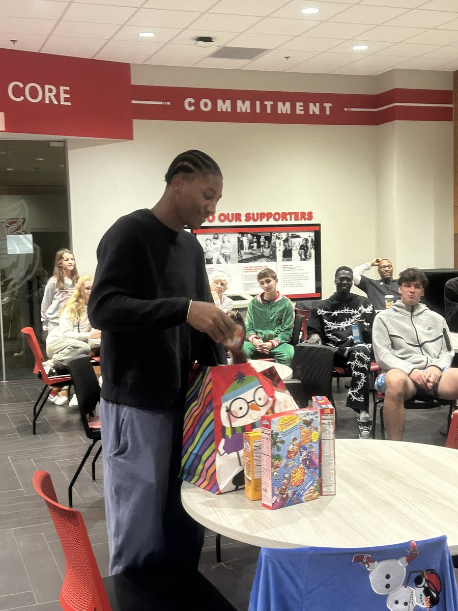 Brian Barone tweet media