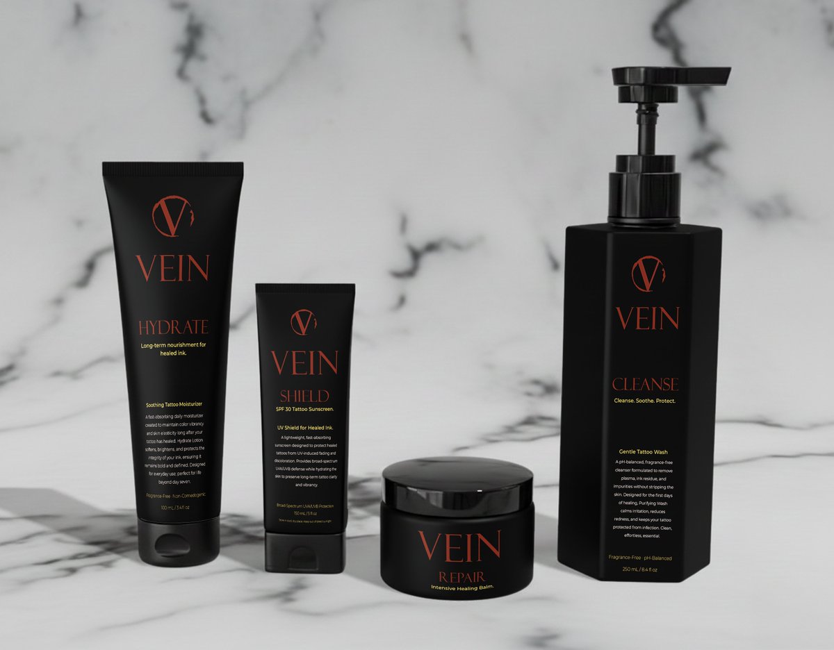 TorridClaw's tweet photo. I created a tattoo aftercare lineup for VEIN. After fighting poor quality mockup bases, I learnt how to make mockup files.

#graphicdesign #tattooshop #tattoobrand #brand #branding #dark #edgy #mockup #skincare #tattooaftercare #productdesign #labeldesign #adobeillustrator #adobe https://t.co/WKAa1GD3zr