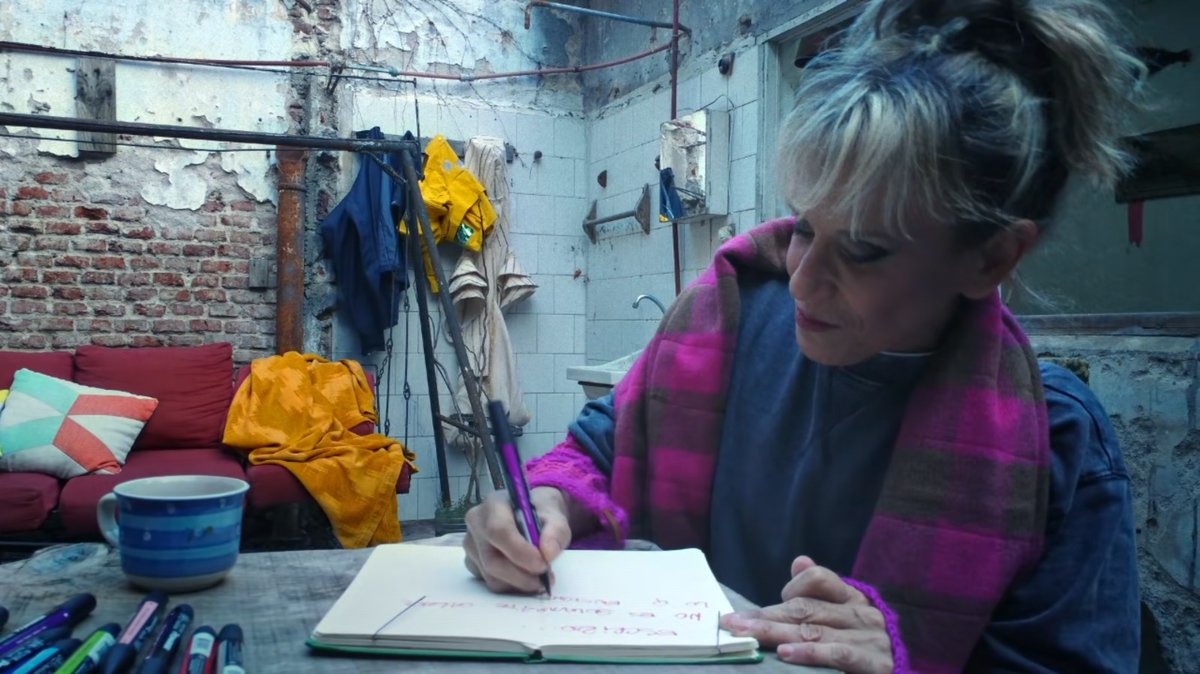 Mi amiga bella y querida #MonicaNavarro estrenó nuevo videoclip! Miralo acá:

youtu.be/uhqfaw1Aij0