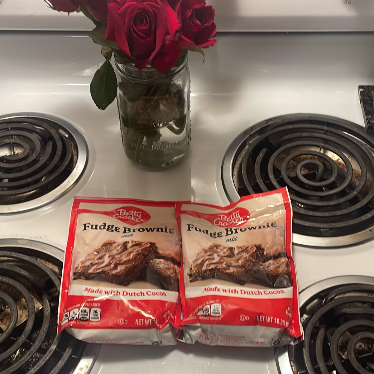 f_airycals's tweet photo. So funny story… found these in a free pile on my walk rn https://t.co/XQMfojBCAN