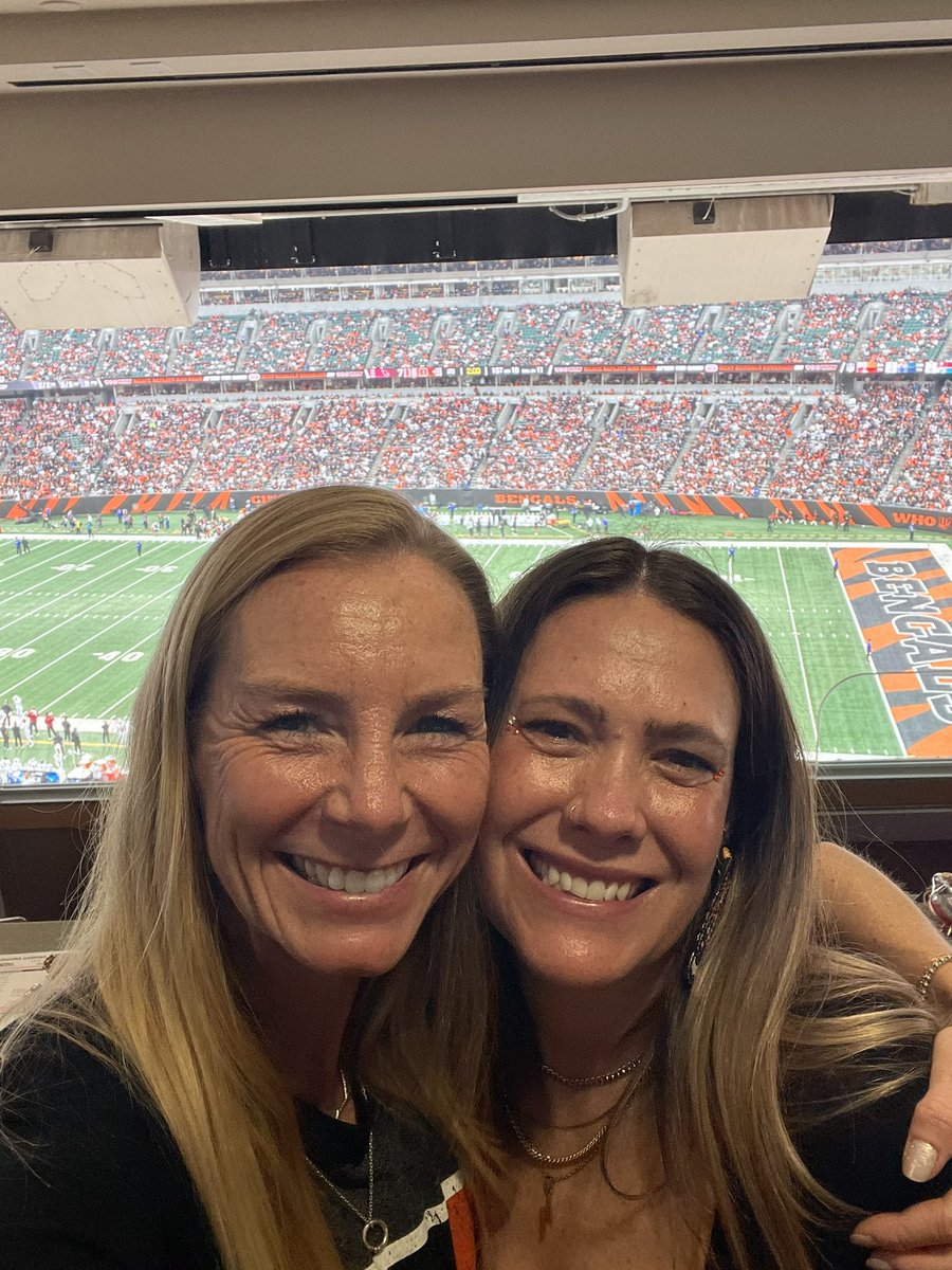 Kerry Lee tweet media