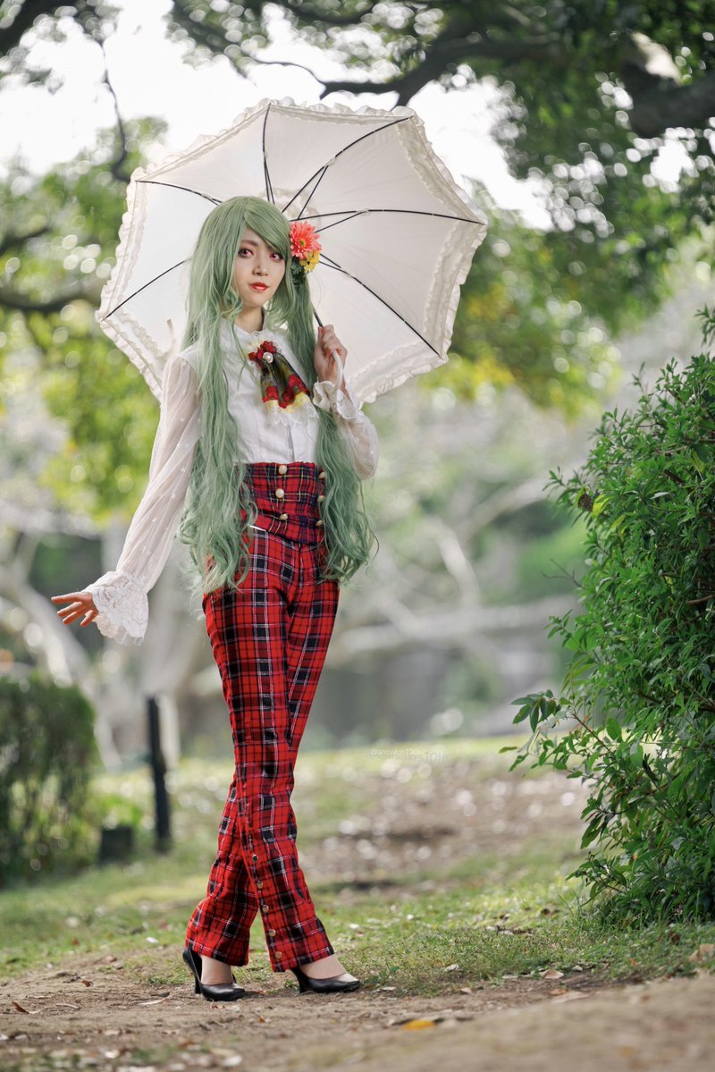 東方Project 旧作 コスプレ 花を求めて散歩中の風見幽香 #東方Project