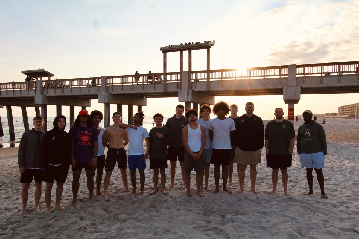 Huntington High School Basketball tweet media