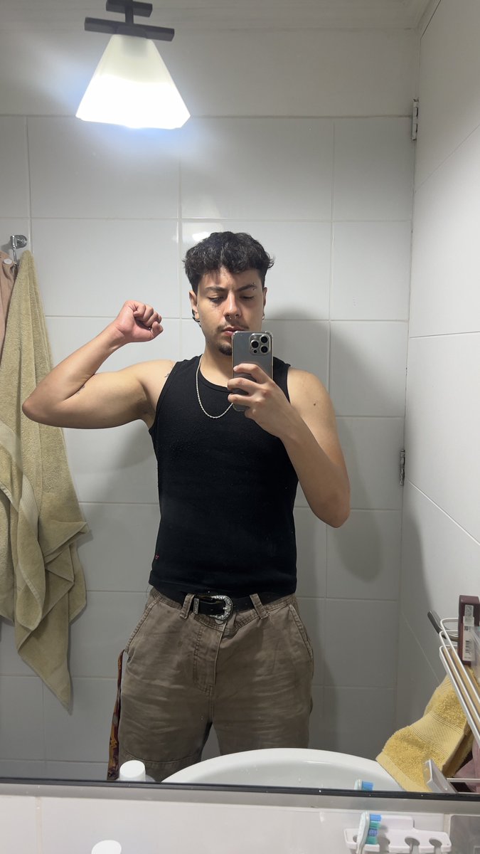 Miguel 🦦 (@perromaldito__) on Twitter photo 