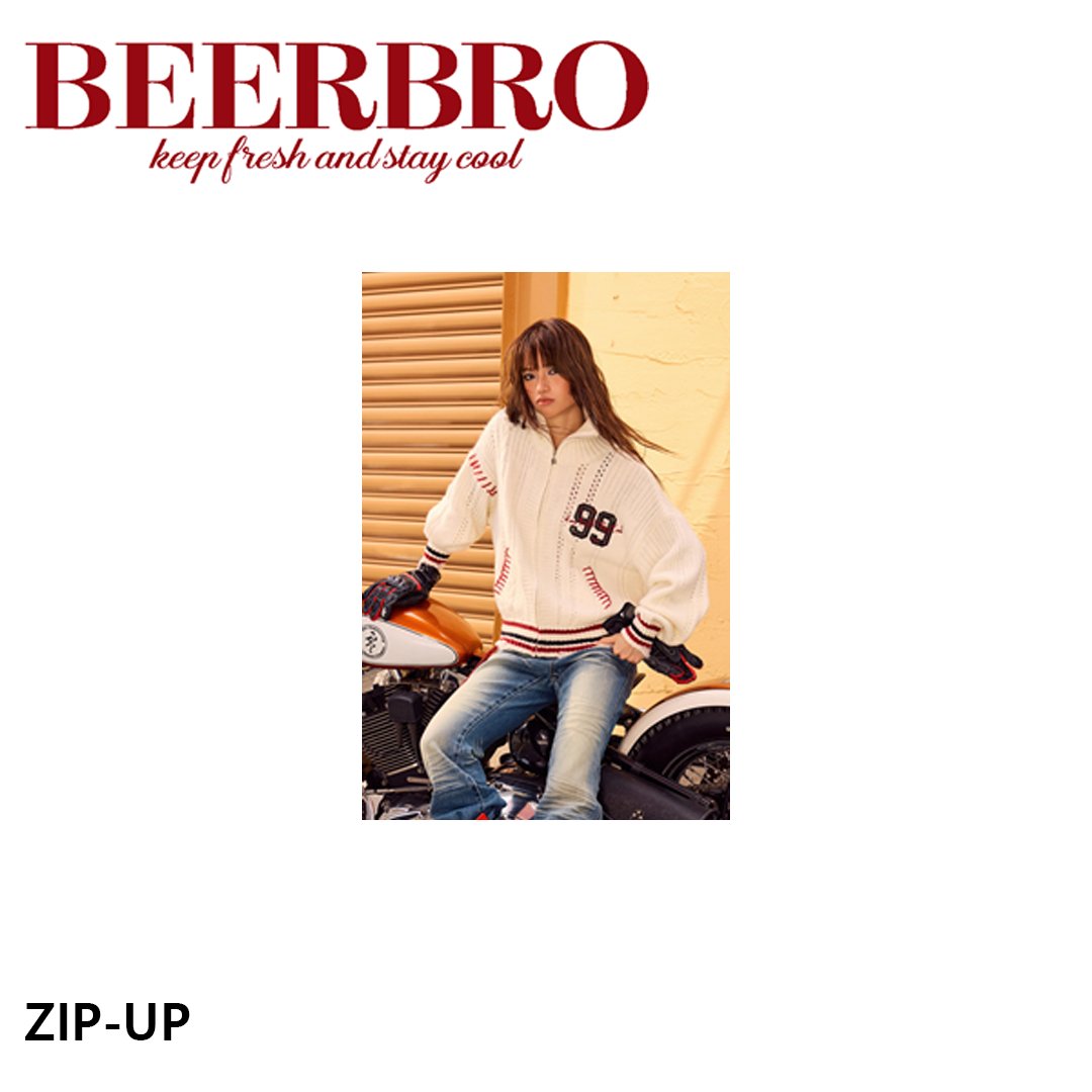 celeb_wish_list's tweet photo. ❏ WHO : #VIVIZ #비비지 #신비
❏ WHERE : Youtube 'VIVIZ' - 'Like It's Christmas (Jonas Brothers)' Cover
❏ BRAND : #BEERBRO #비어브로
❏ ITEM : ZIP-UP
❏ 출처 : Youtube 'VIVIZ' https://t.co/zzR6LhaFzF