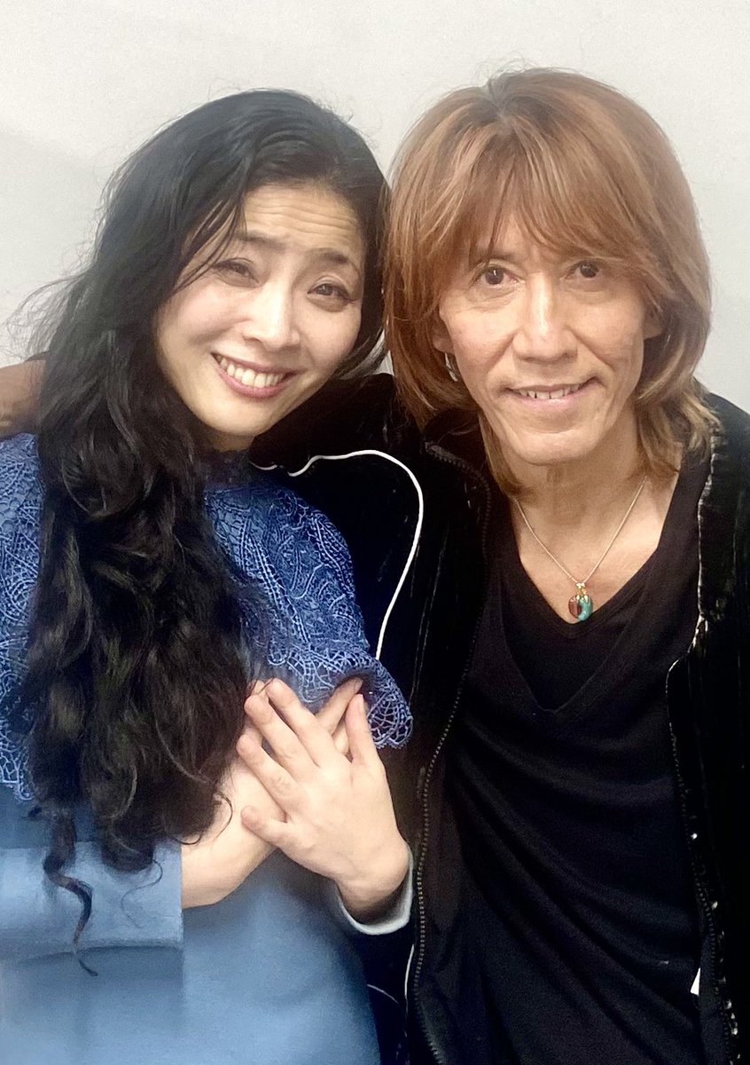 来年45周年を迎える角松敏生さんにプロデュースしていただけたことは、私の一生の誇りです。
そして来年は、角松敏生さんとの作品を改めて皆さまにお披露目する準備を進めています。どうぞご期待くださいね。

　suzue.asia/store/celebrat…

#角松敏生
#45周年
#ToshikiKadomatsu
#45th
#心のふるさと