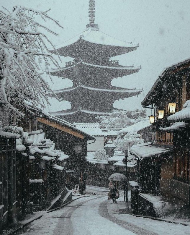 _Vict_'s tweet image. 4:15から5時間勉強してた
疲れた
ちょっと休むしよう🌙 🧍‍♂️