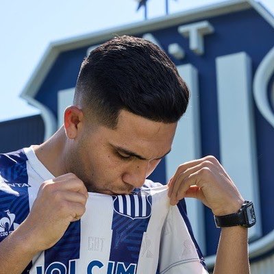 🚨Bebelo Reynoso deja Talleres y jugará en Deportivo Cali. 
*️⃣Ya hay acuerdo para que se marche a préstamo por un año y sin opción de compra, tal como informó <a href="/nachocaste_/">Nacho Castellano</a>.