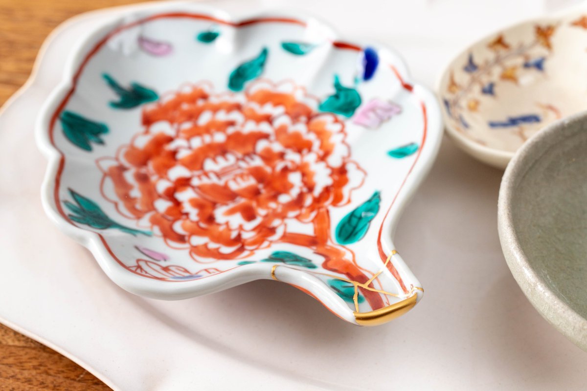 大分前に金継に出していたうつわがぎりぎり年内に戻ってきました