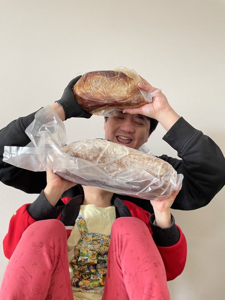 L_Shoji's tweet photo. 今年もにんにくやのチャーシュー届いた！！たくさん食べるぞ！！！ https://t.co/cV56NAjLVC