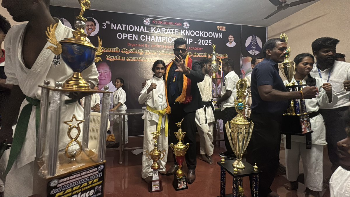 devilakshitha's tweet image. Sempei Padma Priya Babu Hatrick 3 Times All India National Kyokushin Karate Full Contact Knockdown Open Tournament Double Champion Kumite and Kata Undefeated and Undisputed Champion 🏆🏆 🏆🏆🏆🏆👊🏻🥋🇮🇳🫡💞💞🫡😘😘😘💥💥💥💐💐💐 So Proud Of You My Little Bravo ❤️❤️❤️