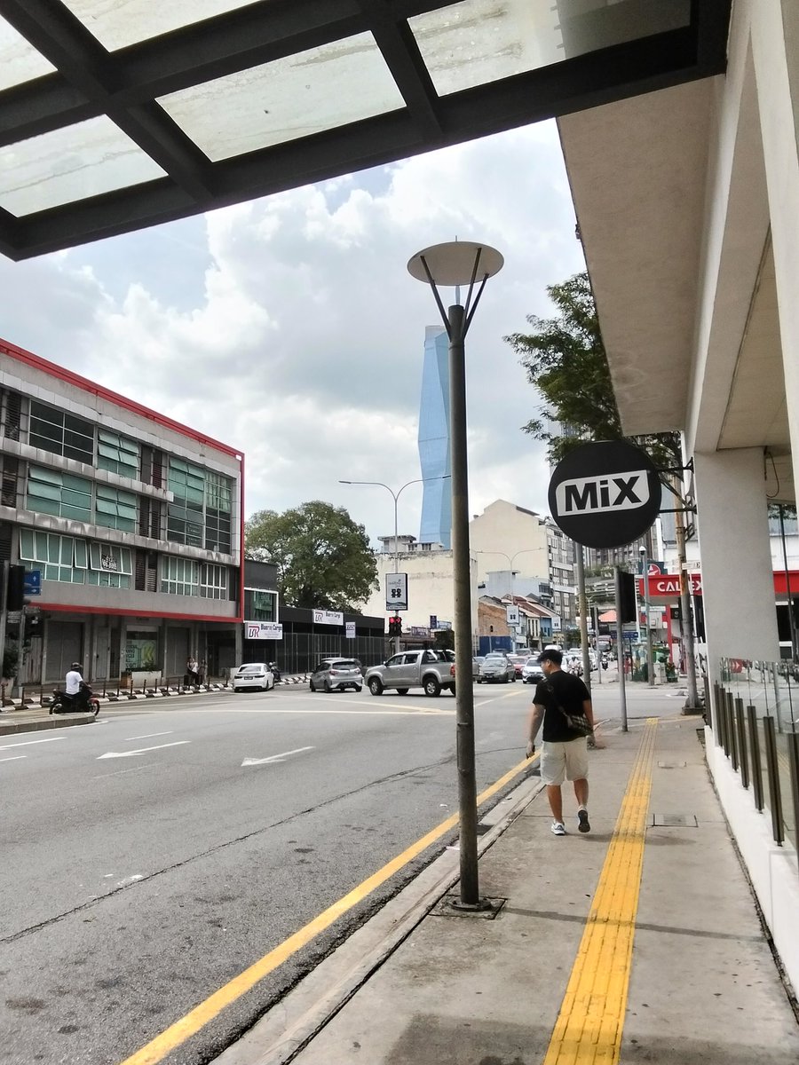 aleyak231's tweet image. Panasnyo