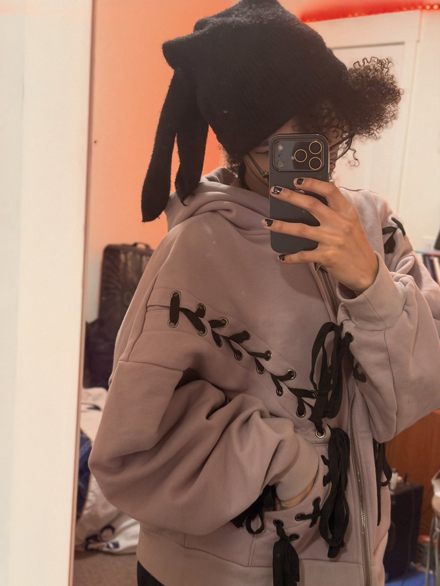 venari. 🩸🪽 tweet media