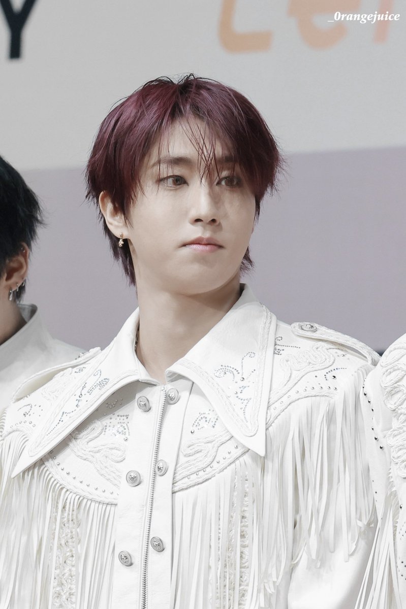 _0rangejuice tweet media