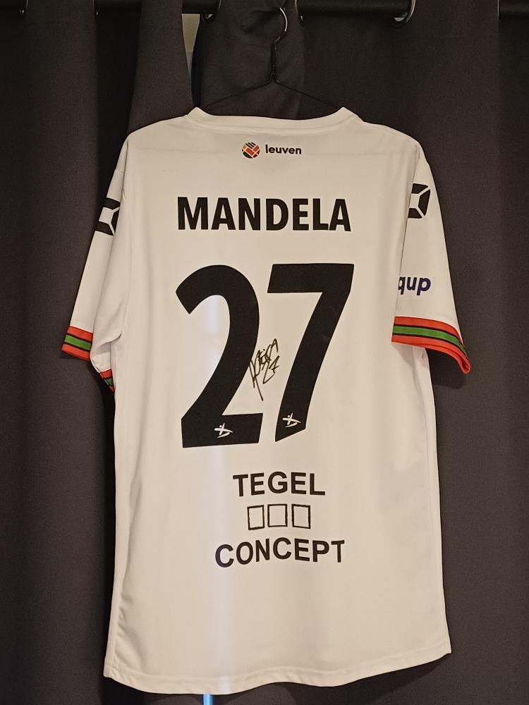 SenneWov's tweet photo. Iemand interesse in deze shirts?

Mogen weg voor een goede deal :)

Kan ze persoonlijk komen leveren! https://t.co/nadZBhPrER