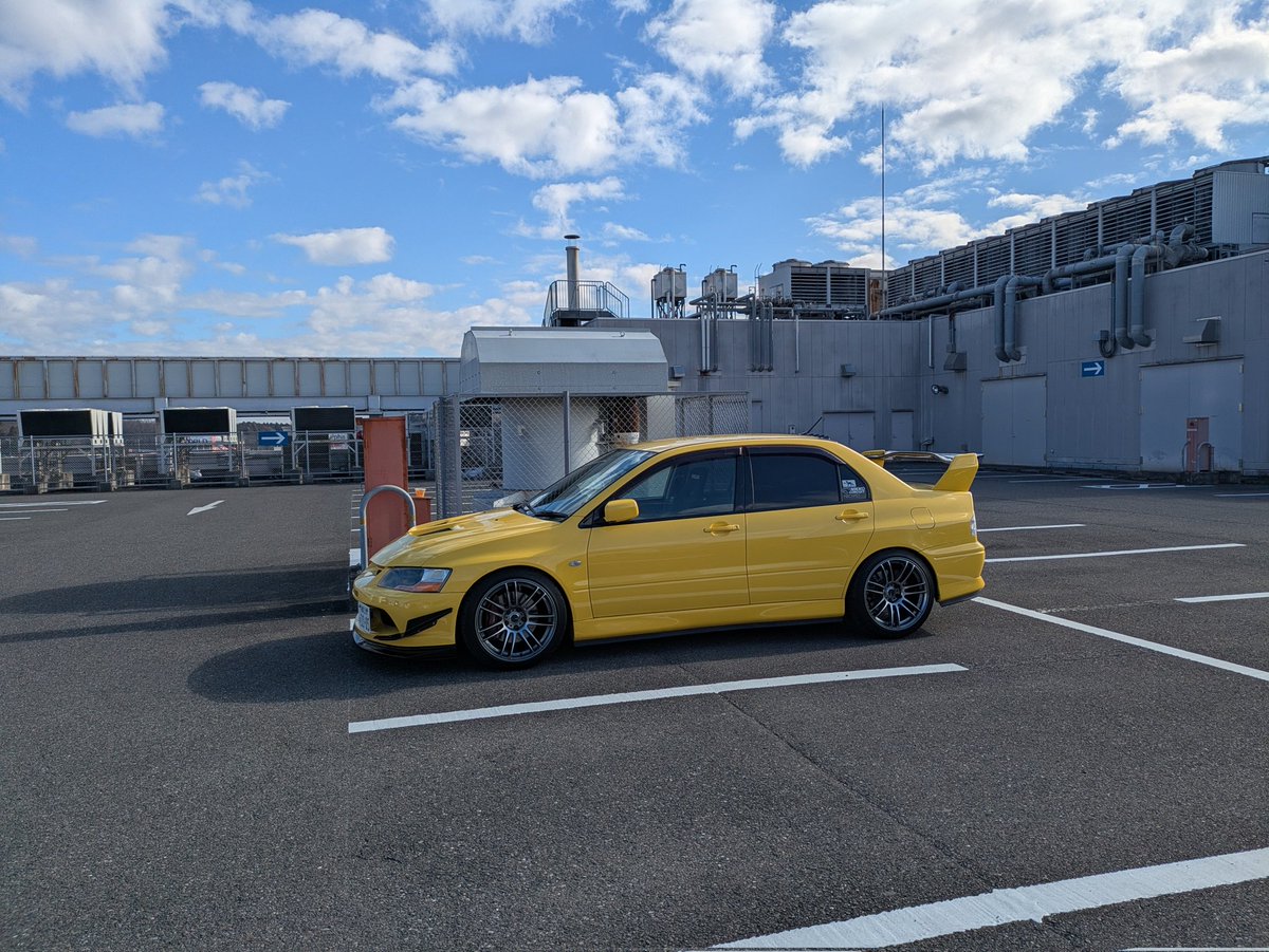 panda_evo7's tweet image. いい天気😊