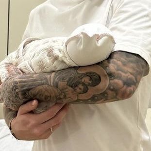 T4N4T00S's tweet photo. ㅤ
                     
                Bienvenida a la familia Khamila 🖤❤️‍🩹 https://t.co/yFQthf5vhv