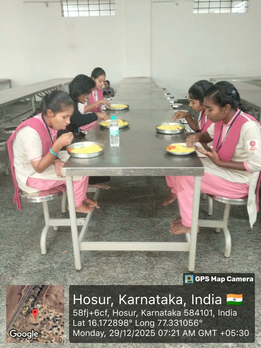 GGCHRaichur's tweet photo. Good morning Sir/Madam today's breakfast. #SocialAudit_SWDMeals #SocialWelfare_Karnataka https://t.co/tTsW6RXvHK