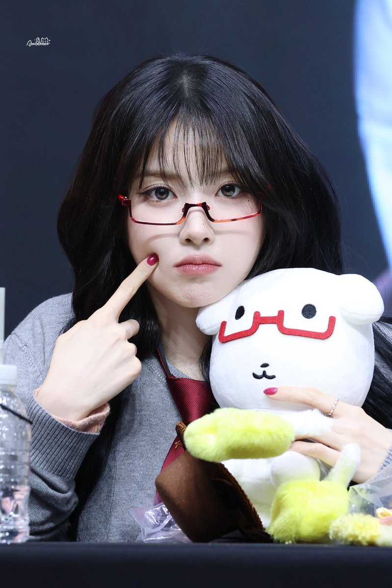 X(트위터) 게시물 이미지 - NMIXX 지우 관련