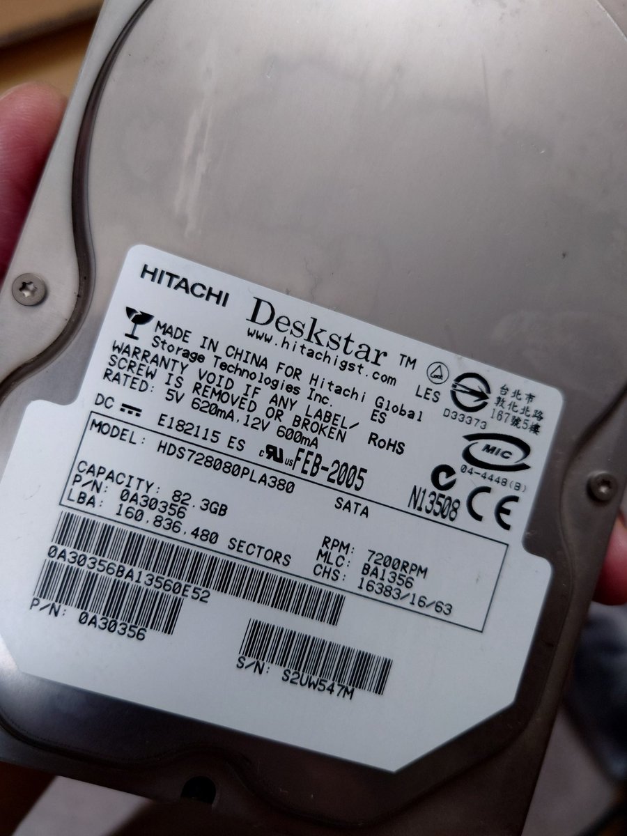 1955年式保存状態、良好です 20年前のHDD、80GBかあ……