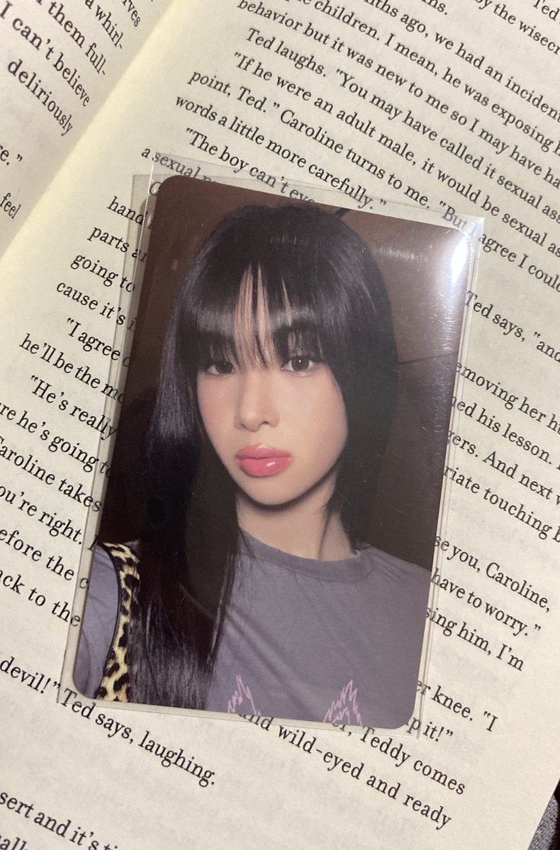 katsopia's tweet photo. look at my pretty bookmark https://t.co/gp22x5pqwa