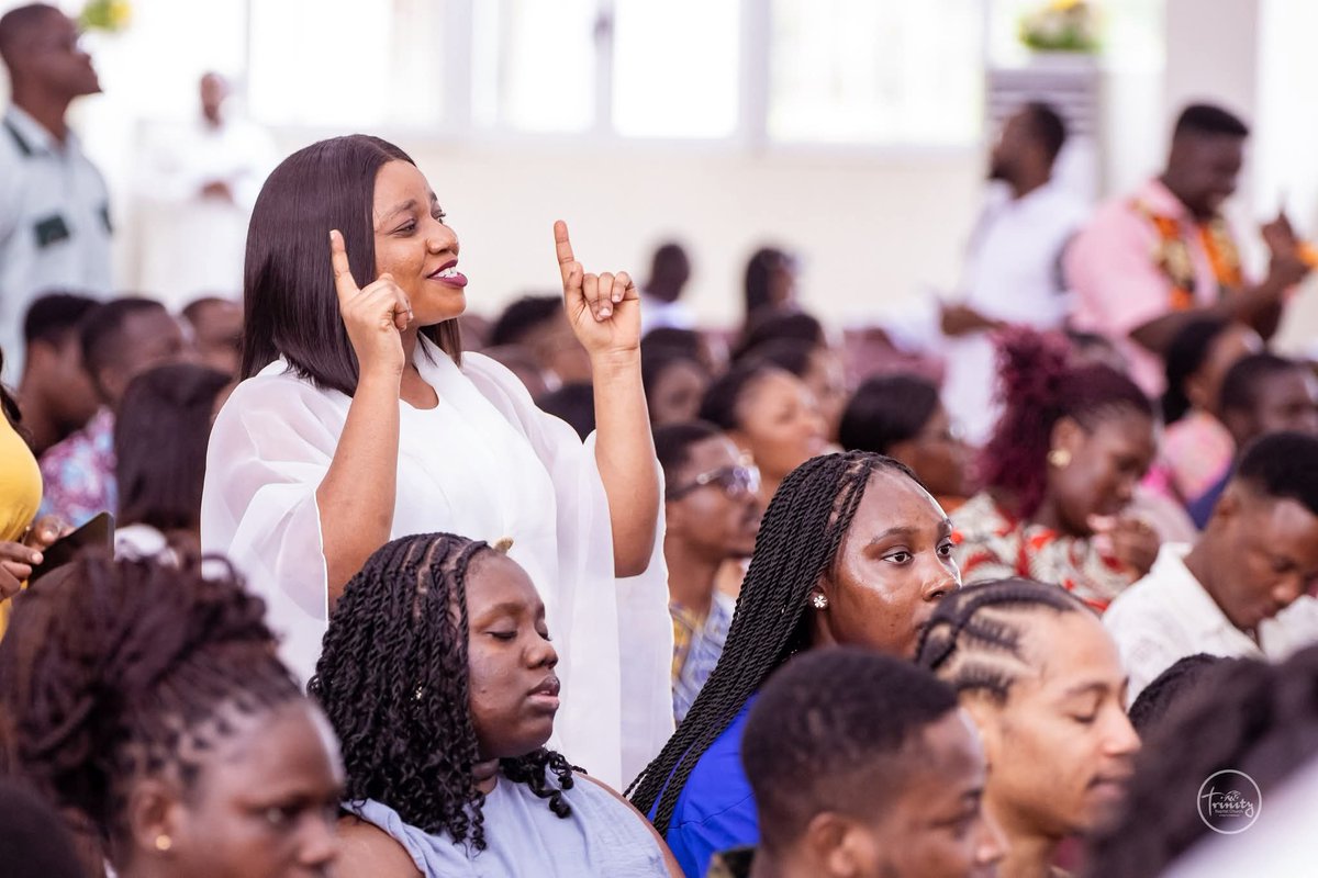 TBC_Ghana's tweet photo. No matter how heavy the week, God’s presence will renew your strength today.
#TBC https://t.co/8ERTLMfFwl