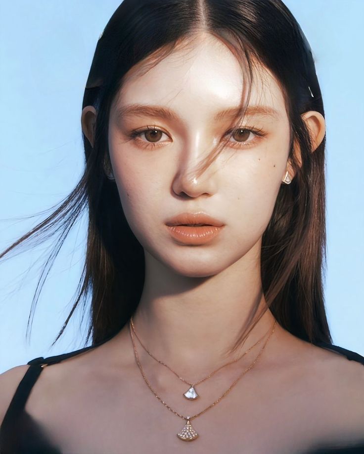 npomvtt's tweet image. Danielle encerrou oficialmente suas atividades no NewJeans.

Minji ainda está discutindo seu retorno e a retomada de seu contrato.

A empresa ADOR comunicou a rescisão e a negociação. Por hora, apenas Hanni, Haerin e Hyein estão confirmadas no retorno.