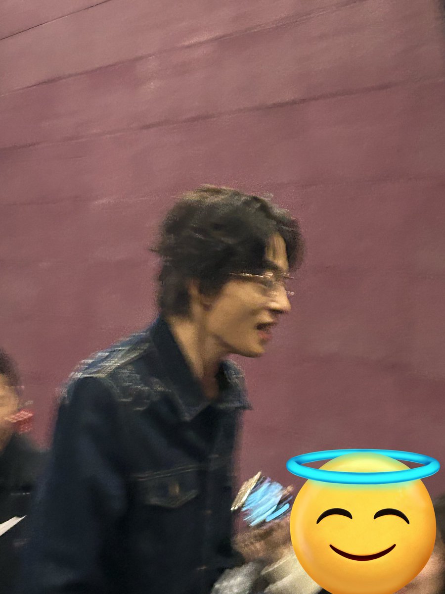 어제 무인 넘 행복 했어염... 영화도 재밌었음 ㅠㅠ