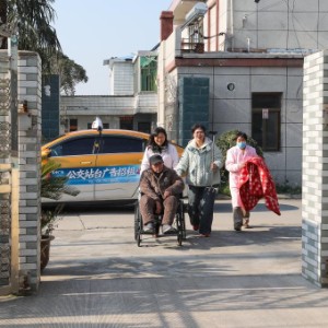 江苏海安打造幸福小院养老服务模式，提升老年人晚年生活品质
Jiangsu Hai'an develops "Happy Courtyard" elderly care model to improve seniors' quality of life. #ElderlyCare