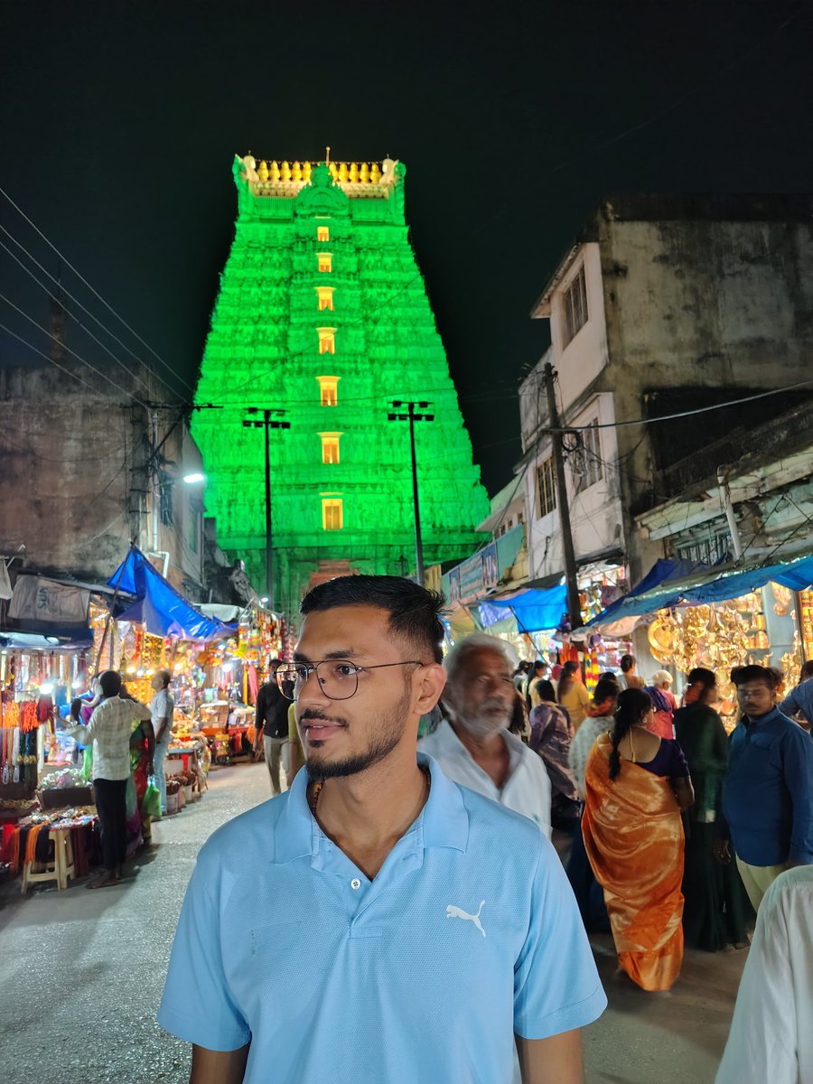 Veer_c_k's tweet photo. Govindraj swami temple,
Tirupati.

#tirupati #govindrajswamitemple https://t.co/33pHyO9rYE