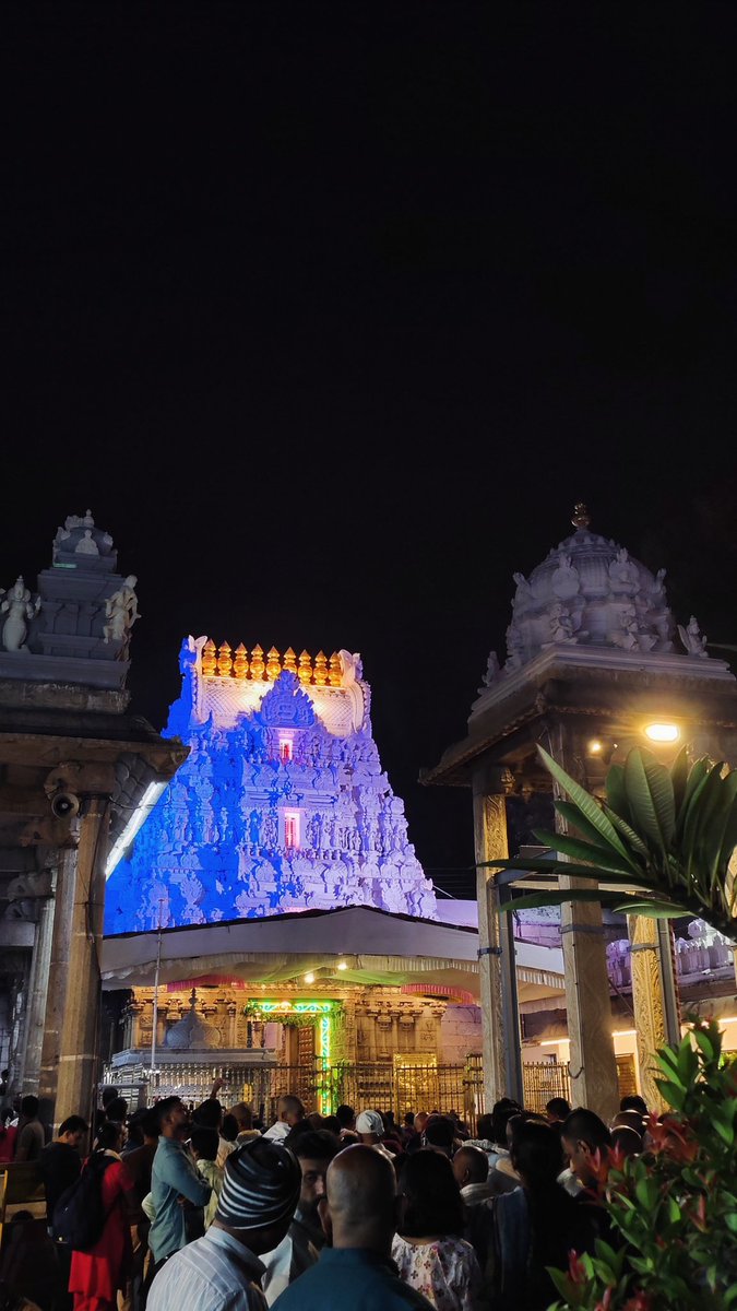 Veer_c_k's tweet photo. Govindraj swami temple,
Tirupati.

#tirupati #govindrajswamitemple https://t.co/33pHyO9rYE