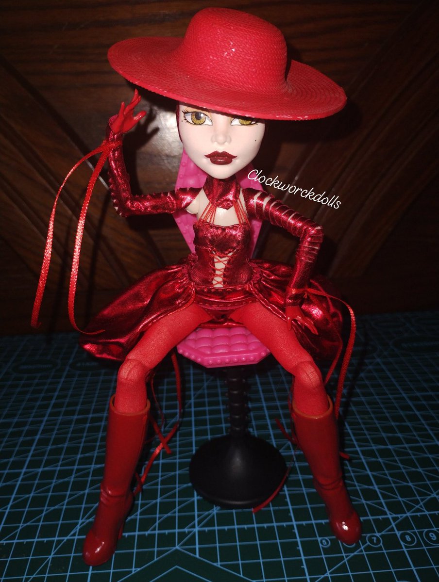clockworck979's tweet photo. Custom lady Gaga abracadabra #monsterhigh #customdoll #doll #ladygaga https://t.co/AOCE9v92jZ