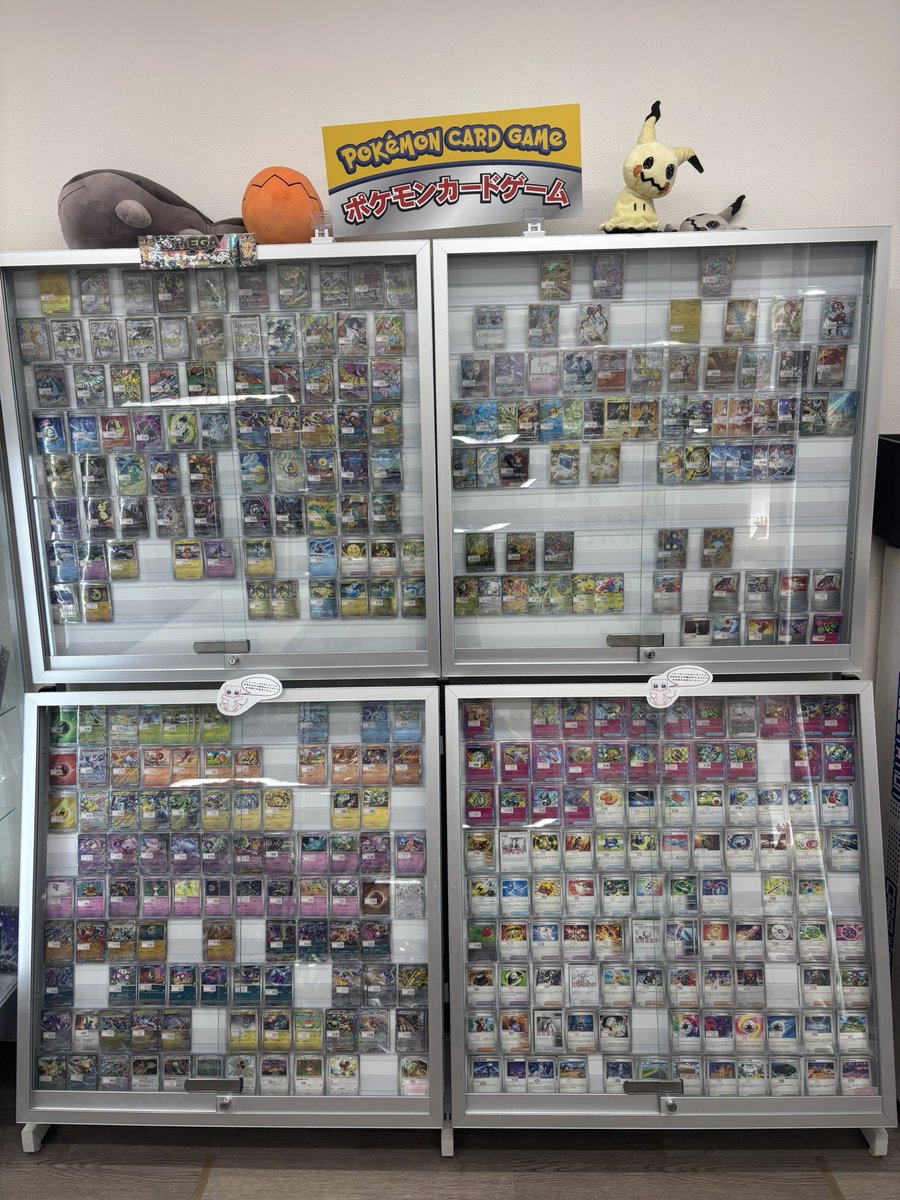 オープンしました‼️ 各ショーケース充実しております😉 各種オリパ