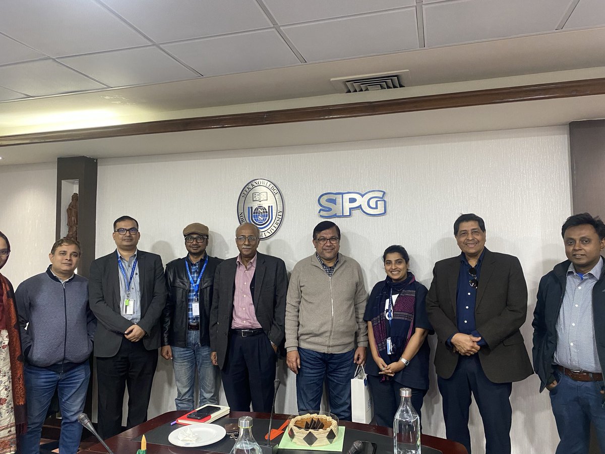 SIPG_NSU's tweet photo. SIPG, @northsouthu bids a warm farewell to our Foreign Graduate Assistant &amp; MPPG student Kaushini Anuradha Dammalage 🇱🇰. Thank you for your dedication and contributions. Wishing you every success ahead, 🌏✨
#SIPG #Farewell #MPPG #GlobalScholars https://t.co/aoHz1xzpnQ