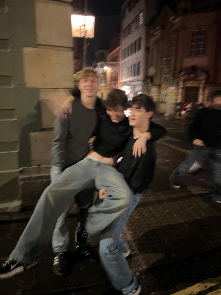 runzzte's tweet image. 