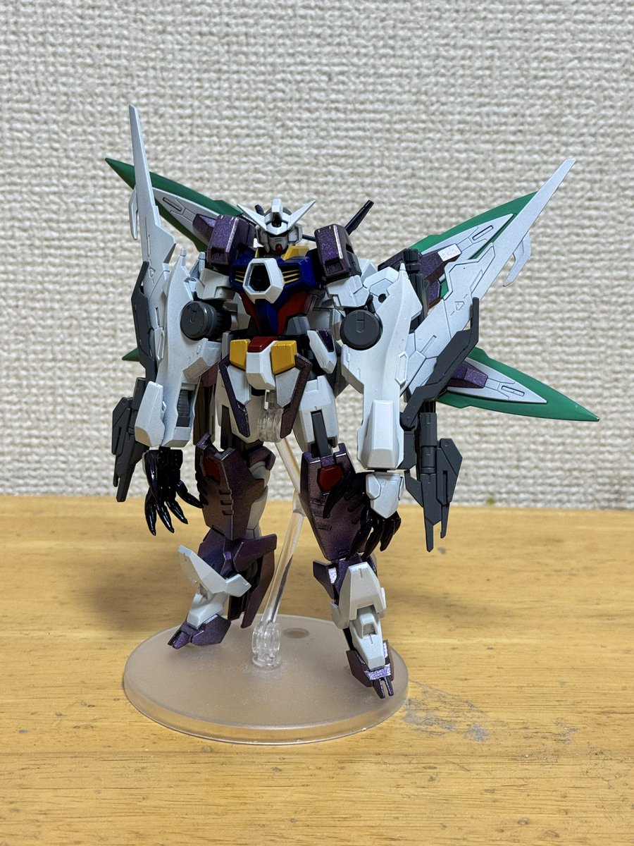 reon_reon0616's tweet image. 12月ラストの完成品！
AGE-1ビースト🐺完成しました！
タイタスやスパローとも違うコンセプトで軽異型気味で仕上げてみました！
半ば勢いで組み上げていきましたが中々上手いことまとまったと思います😊
 #DecAGEウェア 
 #ガンプラの画像を貼るとRTされると聞いて