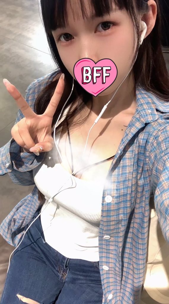 Lexip476349's tweet photo. 出个女大，25，168/55kg喜欢有、腹肌水、会配和有喜欢的可要速度啊！ https://t.co/SSw6erKKJM