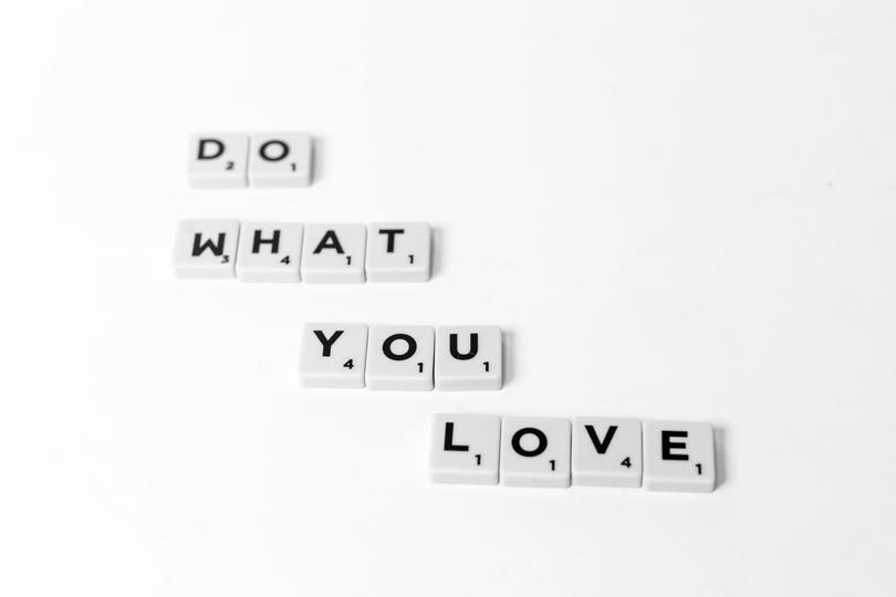 EditorWorld's tweet photo. 😎Do what you love, and Monday will never be a problem! Let us help you with your writing project today.
📚https://t.co/NhPIMdFUFo
🌟#MotivationMonday #WritingCommunity #research #academia #editorworld #phd #phdposition #researchpaper #journalarticle https://t.co/gbvcSu4uQK