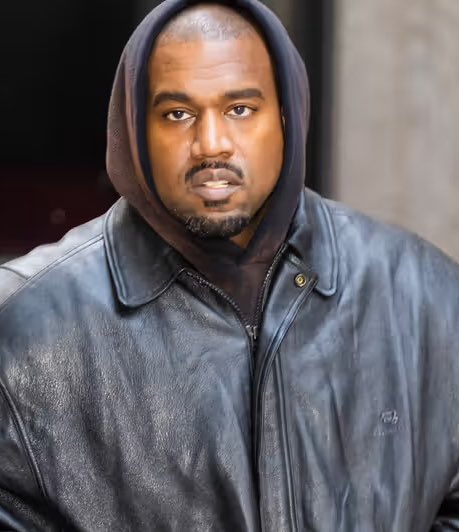 Ye（Kanye West）の「人生でやり遂げたいことリスト」が流出

その一部がこちら👇

5.サメと一緒に泳ぐ
17.自分のシャンプーや石鹸を作る
24.死海で泳ぐ
35.パグを飼う
36.ポールダンスを習う