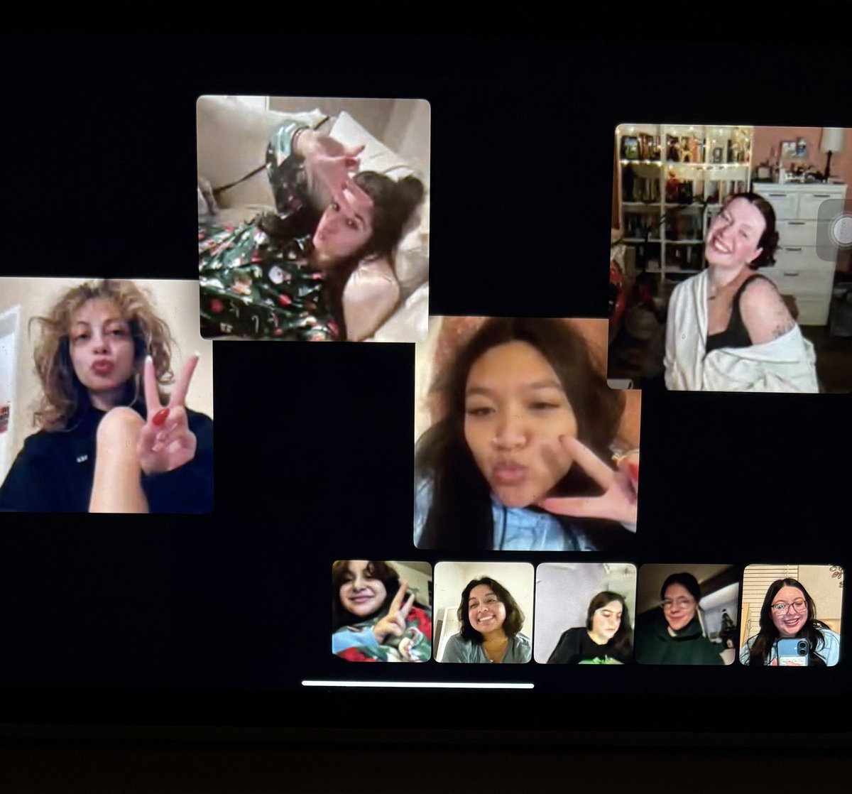 Daniela 🌊 tweet media