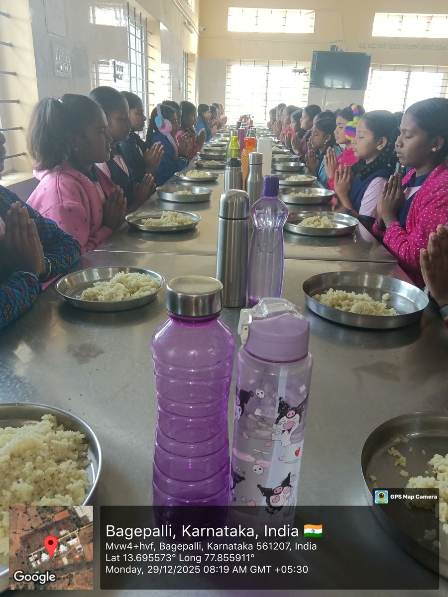 Krcrs666M's tweet photo. Breakfast  #SocialAudit_SWDMeals #SocialWelfare_Karnataka https://t.co/2tjUEOiaKS