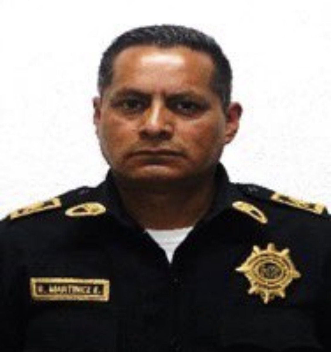 Descansa en paz compañero Policía Segundo Román Martínez Estrada, quien murió esta tarde al frustrar  un robo en <a href="/AlcaldiaAO/">Alcaldía Álvaro Obregón</a>, “No habrá impunidad para quienes cometieron este cobarde ataque” <a href="/PabloVazC/">Pablo Vázquez Camacho</a> #UltimaHora #Viral