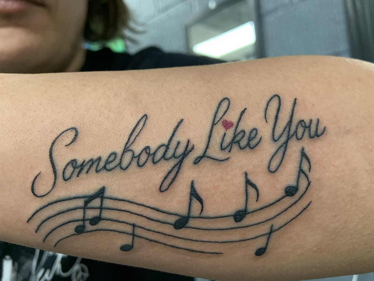 MarissaRayReye2's tweet photo. I got my 3rd tattoo today and yes it’s Keith Urban song Somebody Like You #KeithUrban https://t.co/MJuWy5jAnQ