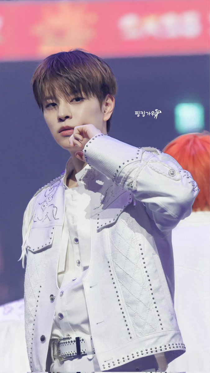 251225 가요대전 #승민 #seungmin
나도 두쫀쿠 조아하는데ㅜ
내돈내산밖에 못해서 심통나서 올리는 거 마즘ㅜ