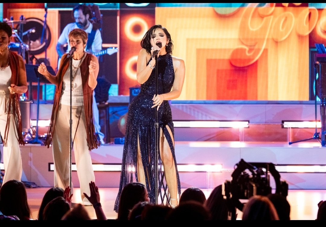 Mi Forajido debe estar 😍😍..¡Caramba! Esa mujer cantó espectacular.